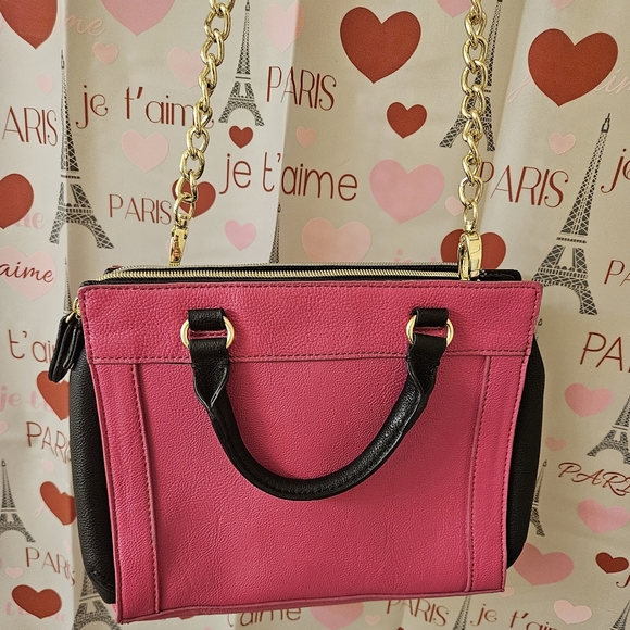 Betsey Johnson Quilted Handbag/Crossbody - Picture 4 of 5